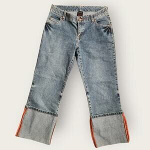 Fubu capri denim Juniors/ladies Sz 7/8 cuffed medium wash mid-rise